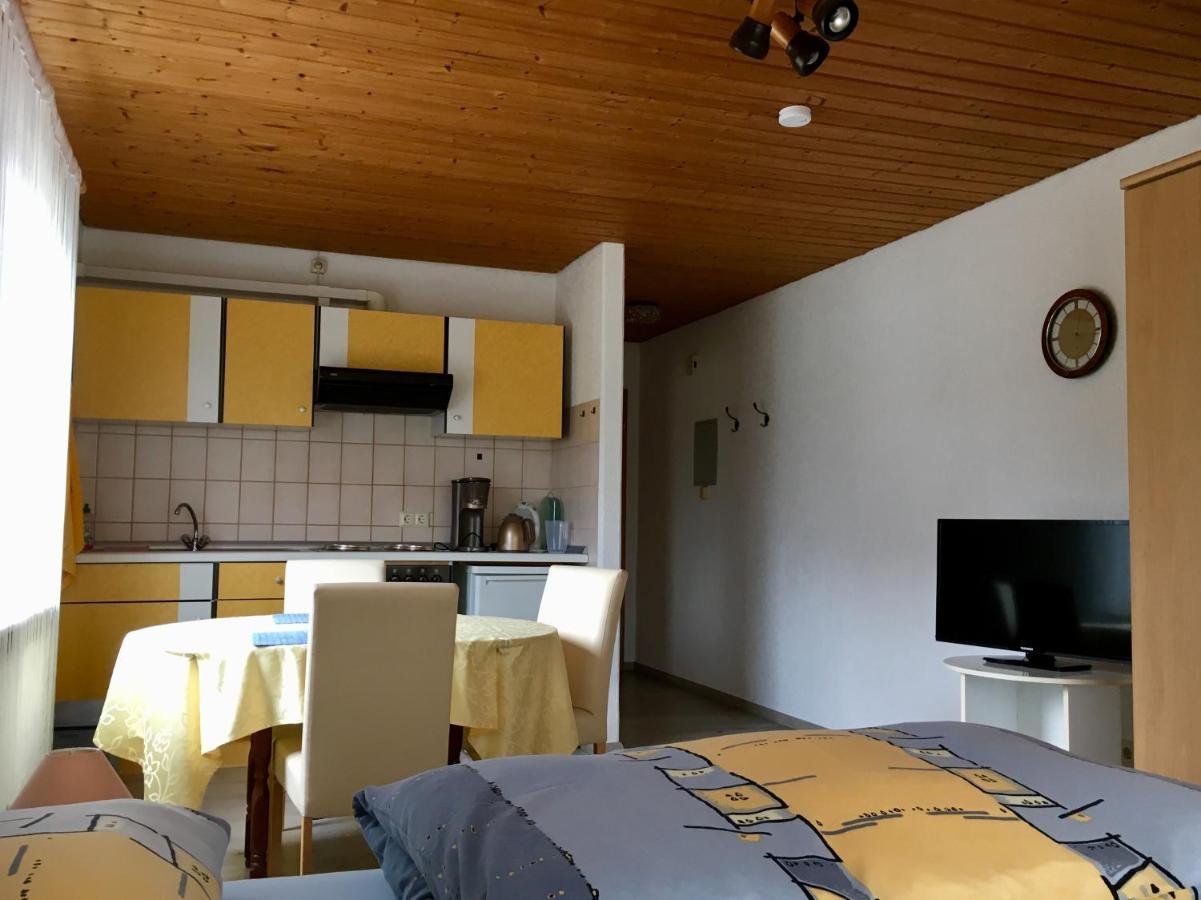 Ferienwohnung Am Kirschbaum Uhldingen-Mühlhofen Exterior foto